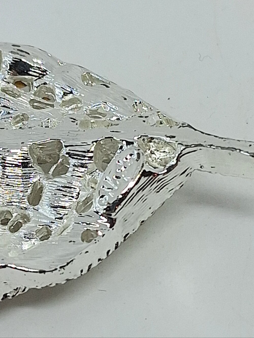 * Vintage Signed Napier Silver Tone Clear Rhinestones Leaf Pin Brooch - Picture 5 of 5